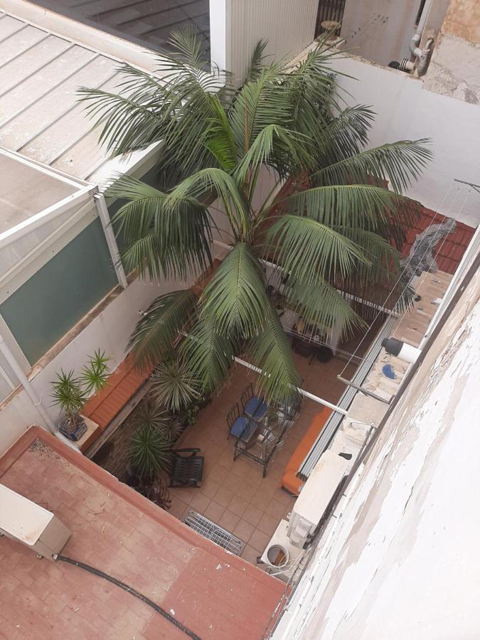 Pension Antonio Guesthouse Аликанте Екстериор снимка