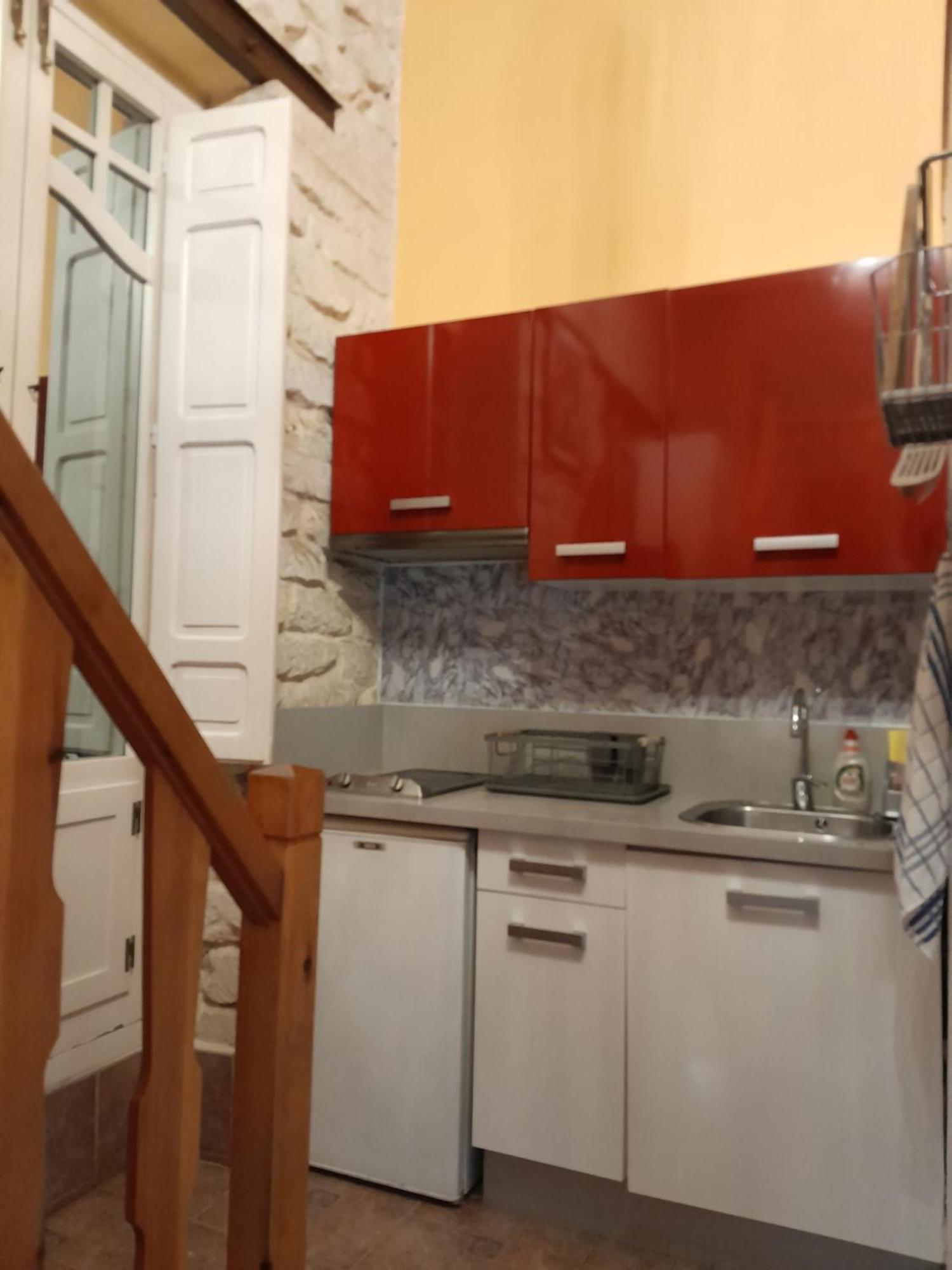 Pension Antonio Guesthouse Аликанте Стая снимка